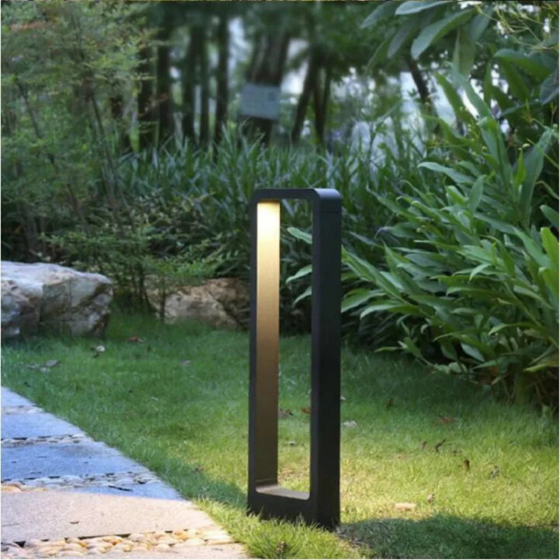 Lampada da giardino di alta qualità con montaggio durevole per uso esterno