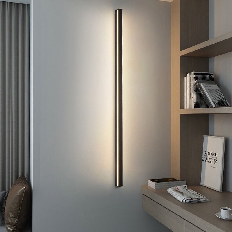 Illuminazione atmosferica LED minimalista a parete