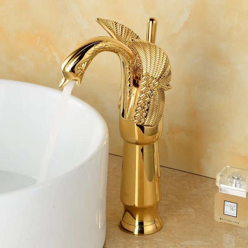 Rubinetto da bagno in ottone massiccio per lavabo con miscelatore monocomando per acqua calda e fredda