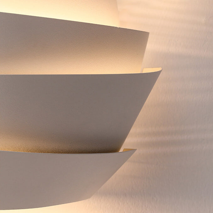 Lampada da parete scandinava con punti luce doppi - NordGlow