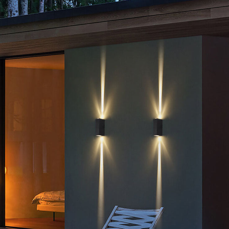 Moderno Faro LED Impermeabile per Esterni  Applique Rettangolare Su/Giù in Alluminio