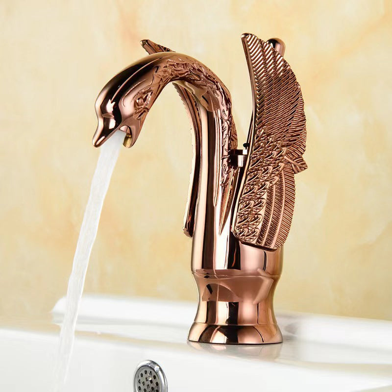 Rubinetto da bagno in ottone massiccio per lavabo con miscelatore monocomando per acqua calda e fredda