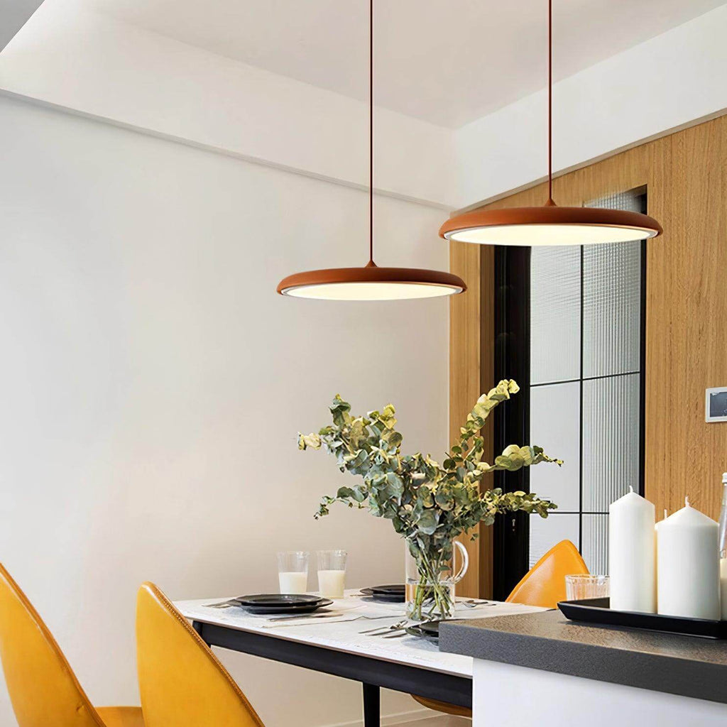 Lampada a Sospensione dal Design Semplice per Ambienti Moderni