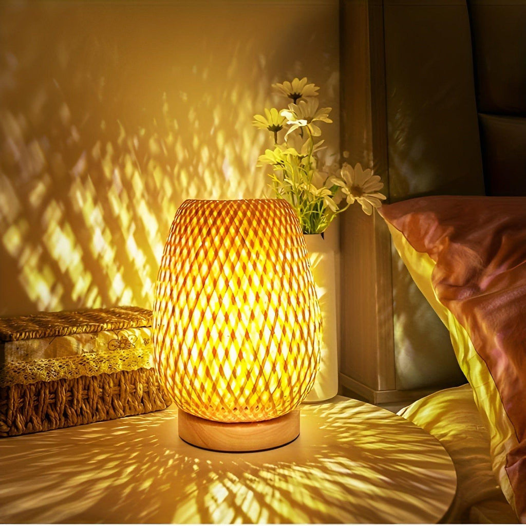 Skanto | Aura Lampada - Lampada da Tavolo USB Alimentata in Bambù per la Camera da Letto