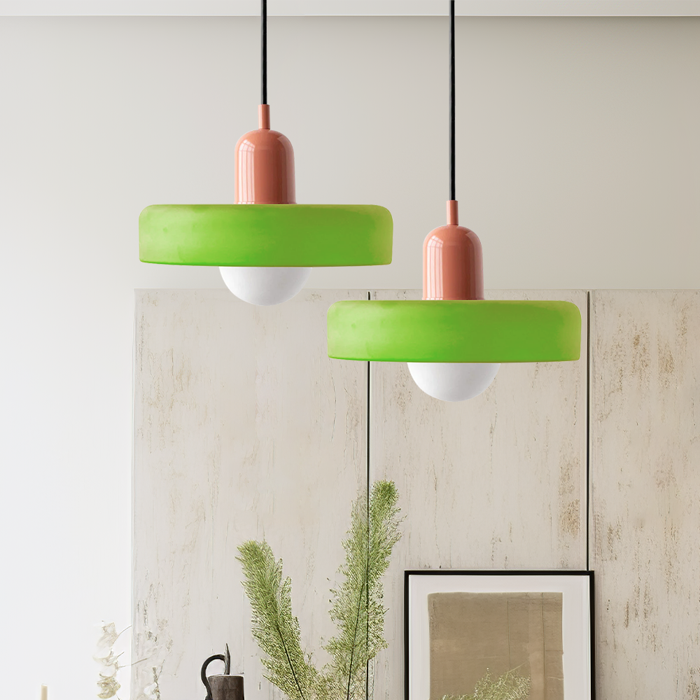 Lampada a sospensione in vetro stile Bauhaus con paralume ad anello