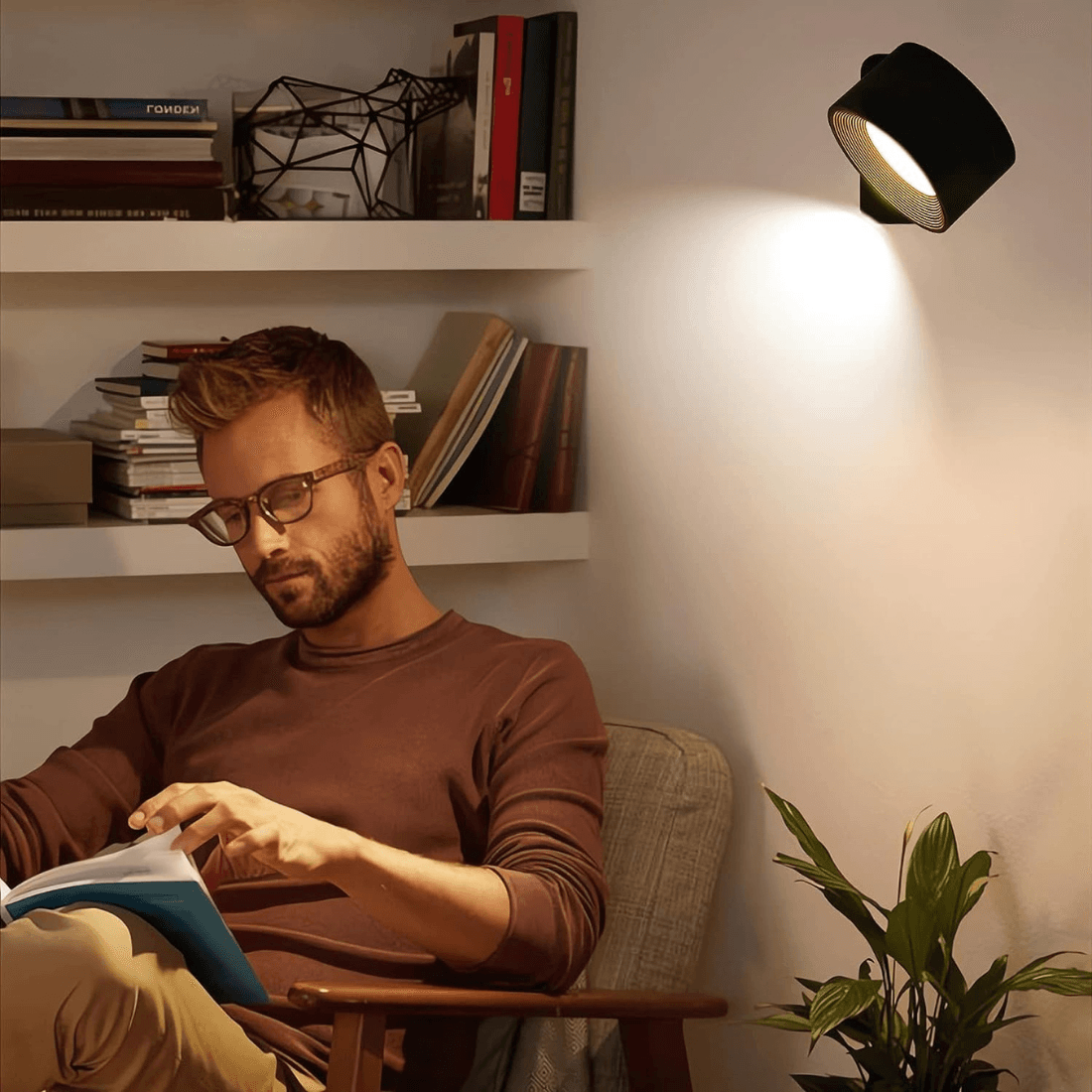 Lampada da Parete Wireless – Illuminazione LED Ricaricabile e Regolabile a 360°