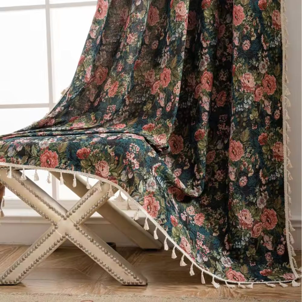 Skanto | Tenda in velluto vintage francese con motivo floreale