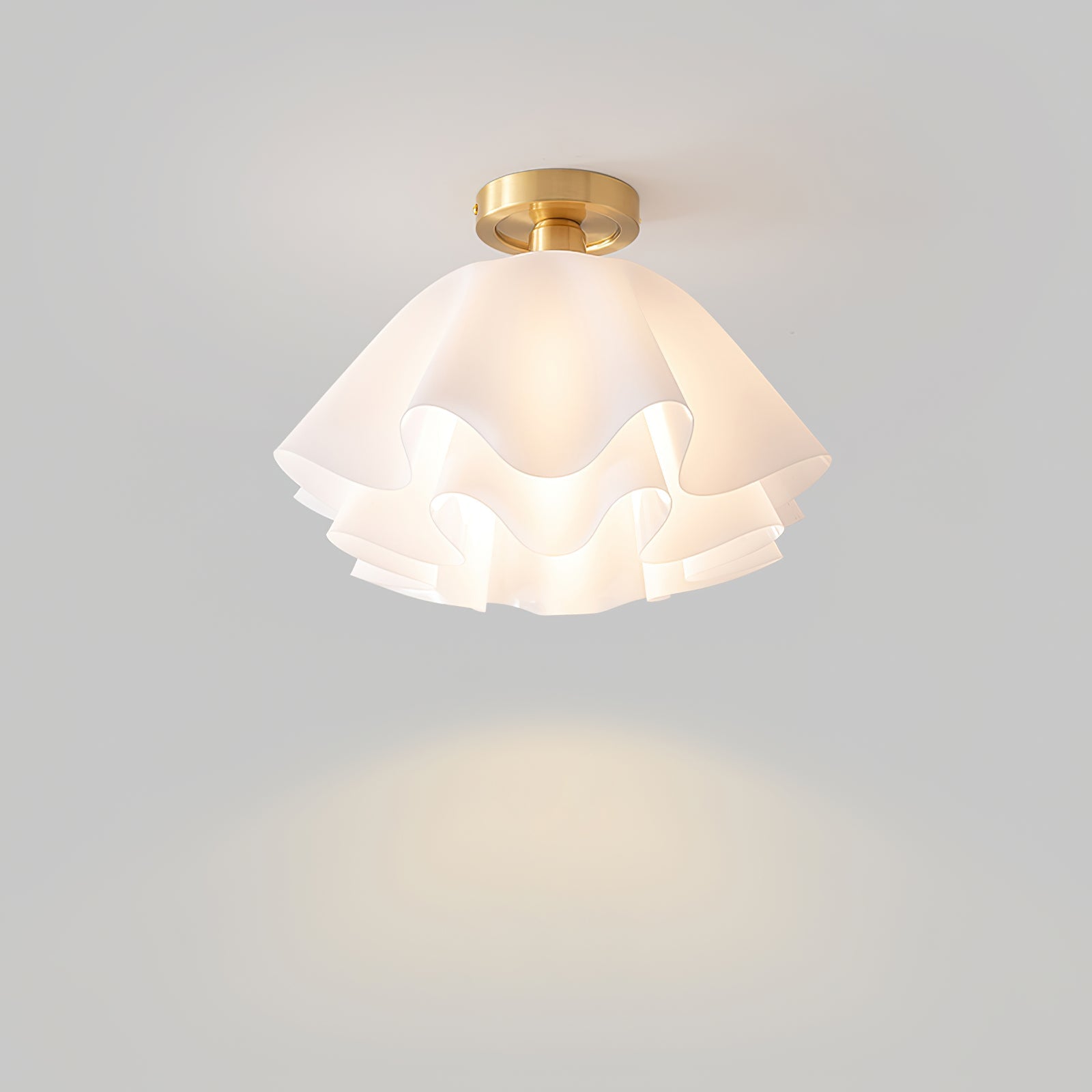 Eloriah | Lampadario in Ottone Pieghettato con Attacco E27 per Illuminazione Elegante di Bagni e Camere da Letto
