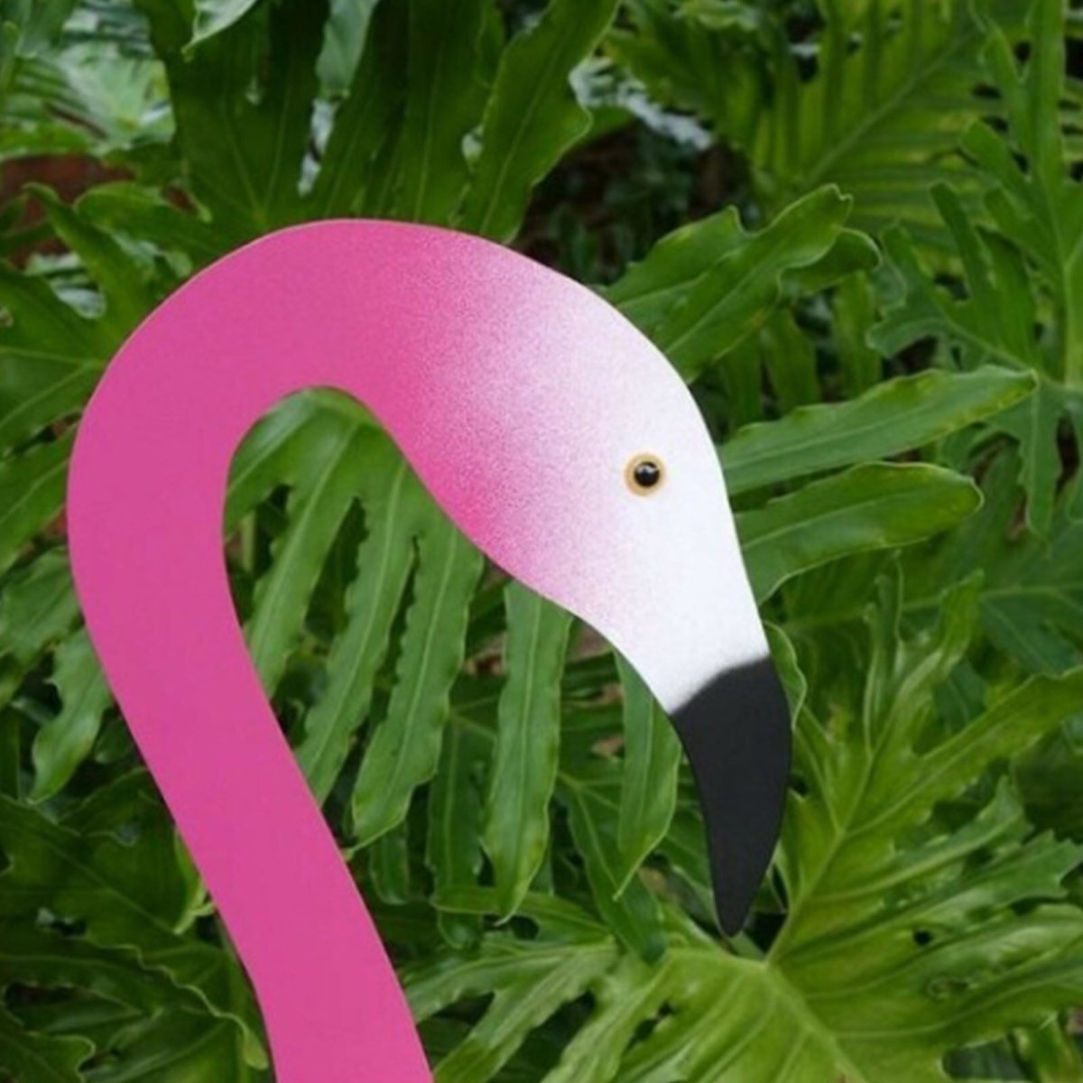 Decorazione da Giardino Flamingo in Alluminio | Indicatore di Vento e Decorazione | Fatto a Mano | PinkDrift