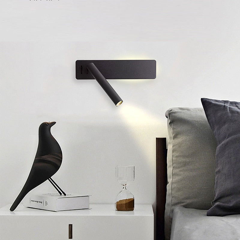 Applique LED girevole per la lettura a letto