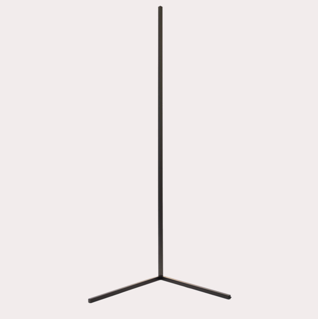 Nerithis - Lampada da Terra Angolare LED Dimmabile Design Minimalista