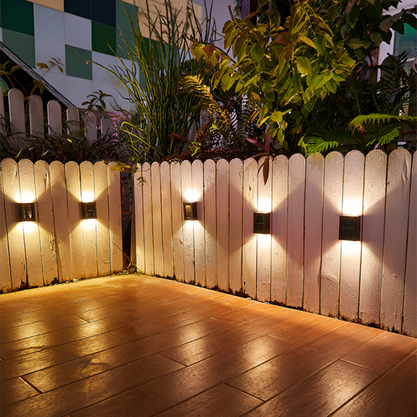 Lampada da esterno solare LED IP65 impermeabile Nera
