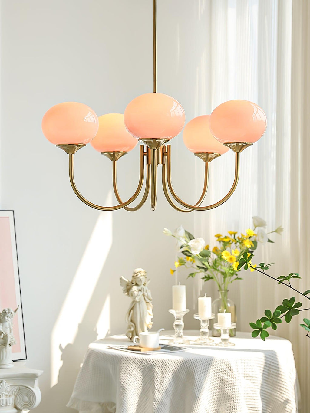 Aurevella | Lampadario Moderno Glam con Paralumi in Vetro Rosa per Spazi di Ristorazione e Camera da Letto