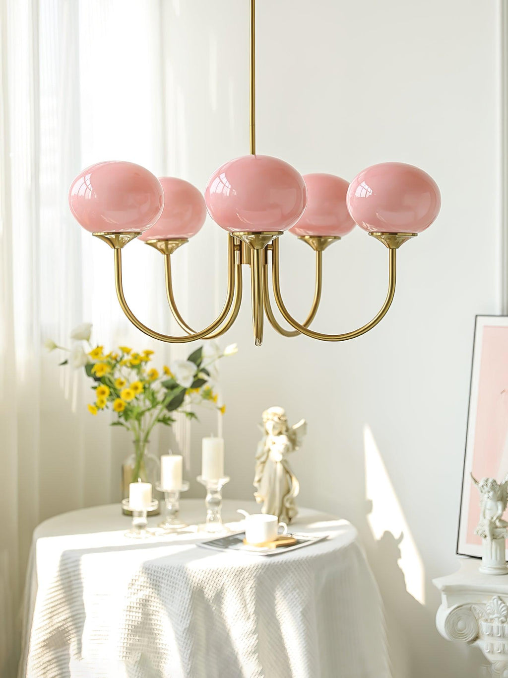 Aurevella | Lampadario Moderno Glam con Paralumi in Vetro Rosa per Spazi di Ristorazione e Camera da Letto