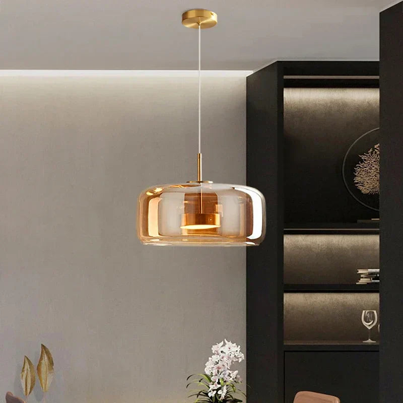 Skanto | Lampada a sospensione di design realizzata in vetro