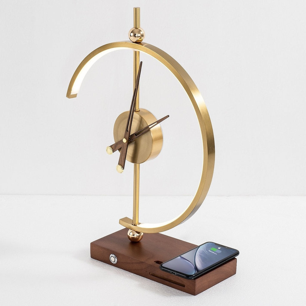 Orologio di design con lampada LED e ricarica integrata