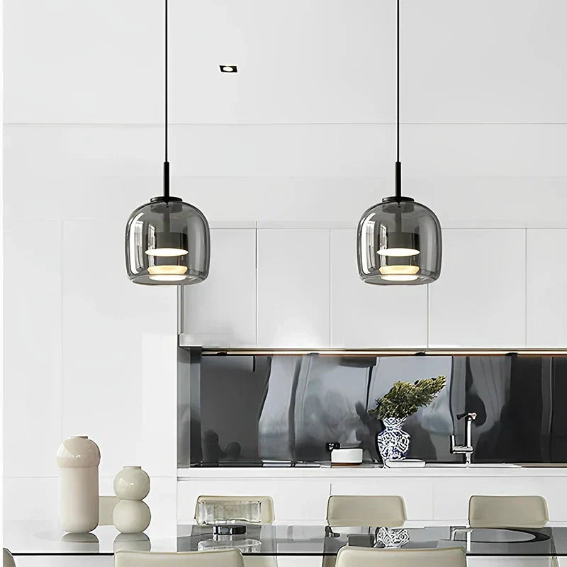 CrystalGlow Pendant Light - elegante lampada a sospensione in vetro trasparente