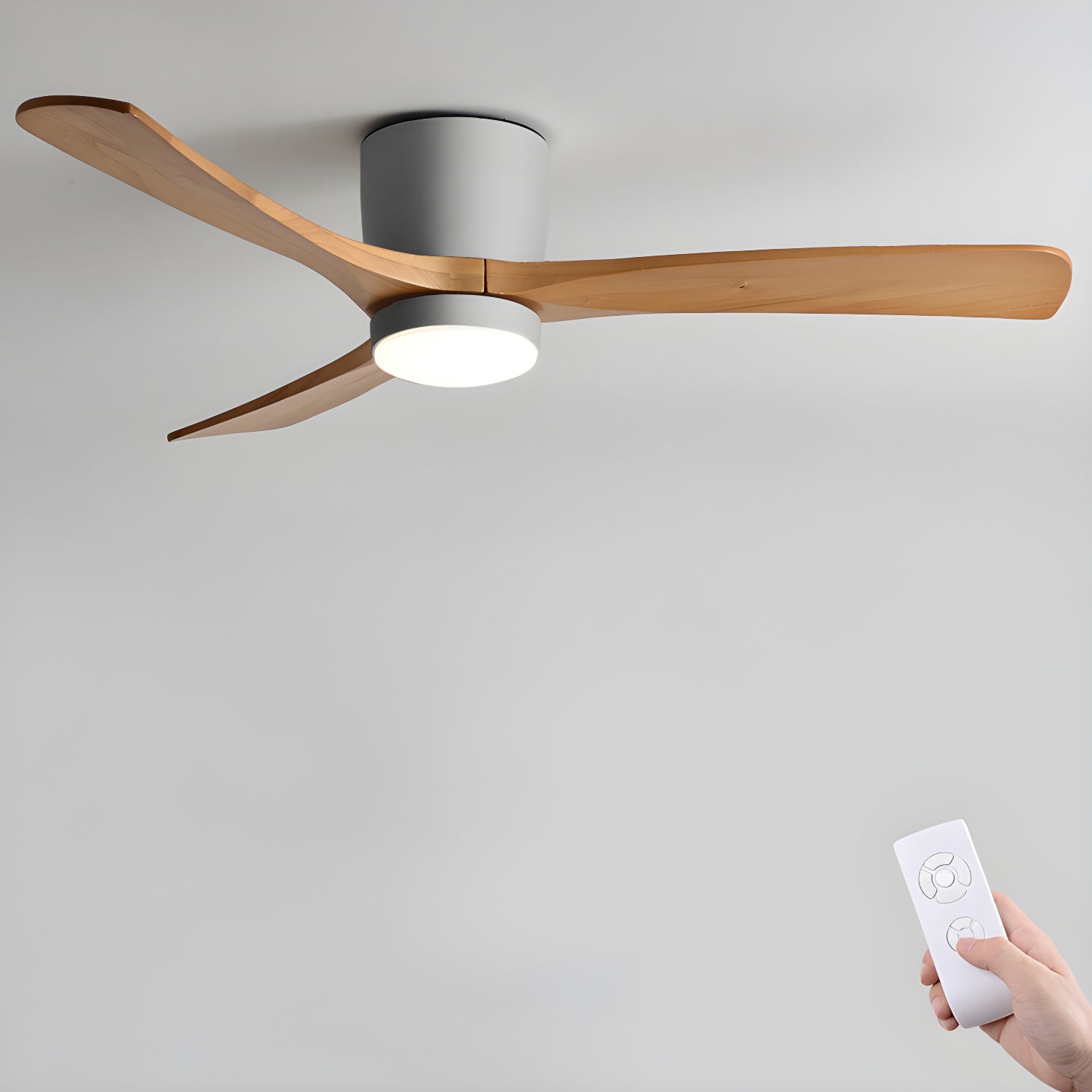 Arvienne | Ventilatore da soffitto in legno nordico con luce LED per camere moderne
