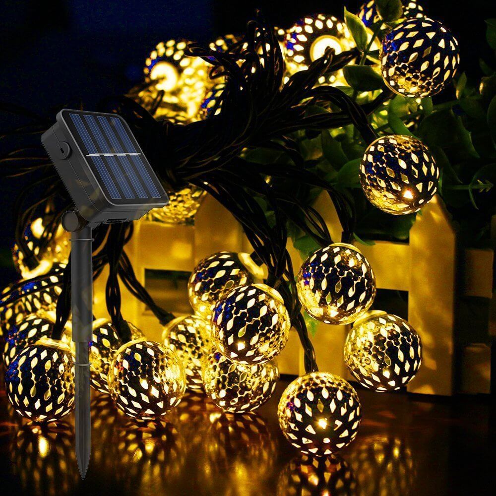 Skanto | Fonti di Luce Solari Palle Marocchine Colorate LED Decorazioni Natalizie in Ferro per Esterni