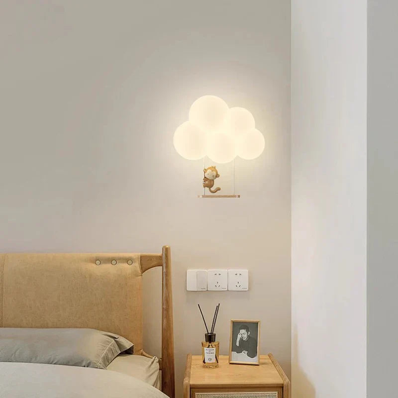Magia della Luce nella Lampada da Parete per Bambini