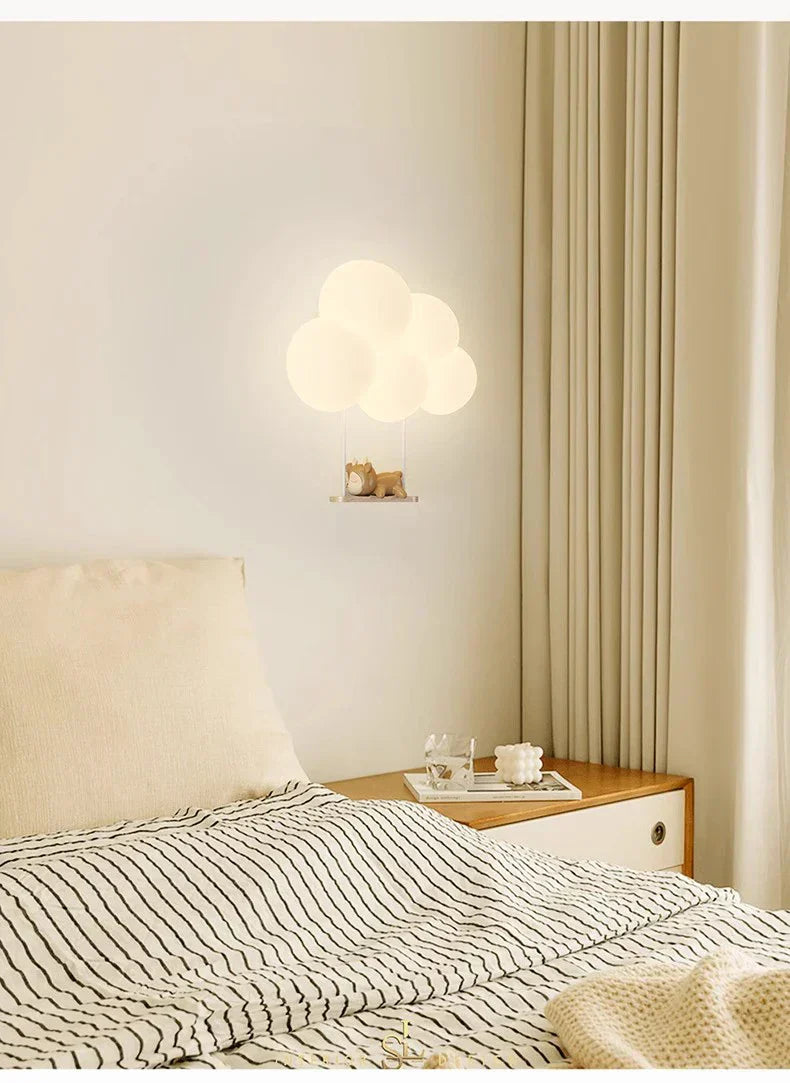 Magia della Luce nella Lampada da Parete per Bambini