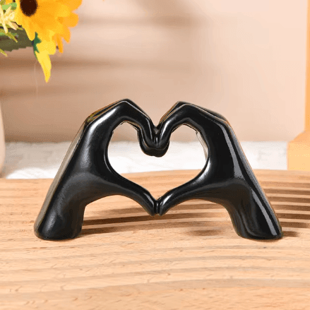 LoveSculpt Decorazione in Legno a Forma di Cuore Fatto a Mano – Simbolo di Amore e Connessione per Decorare la Casa