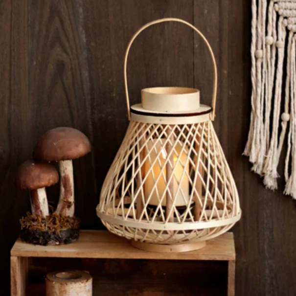 Lanterna in Rattan