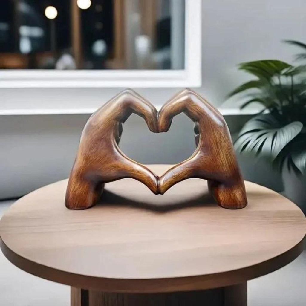LoveSculpt Decorazione in Legno a Forma di Cuore Fatto a Mano – Simbolo di Amore e Connessione per Decorare la Casa