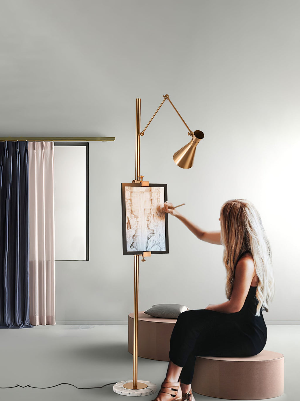 Seraya | Luce da pavimento per esposizione artistica con base in marmo per illuminazione interna elegante