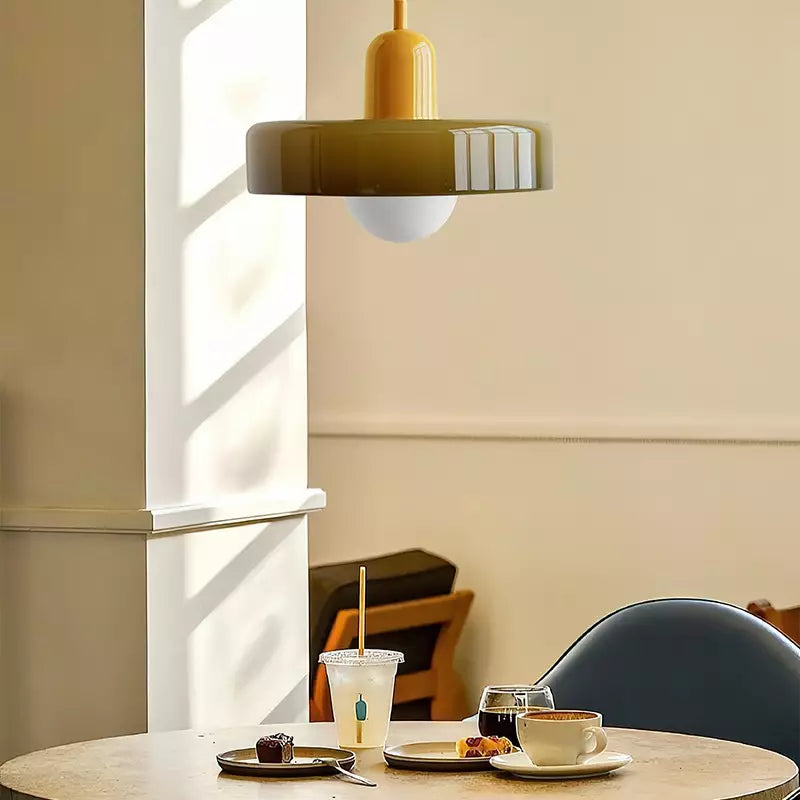 Skanto | Lampada a sospensione colorata in stile Bauhaus - StiloGlas