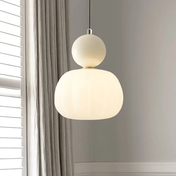 Lampadario Art Deco in tonalità crema – Stile ed Eleganza