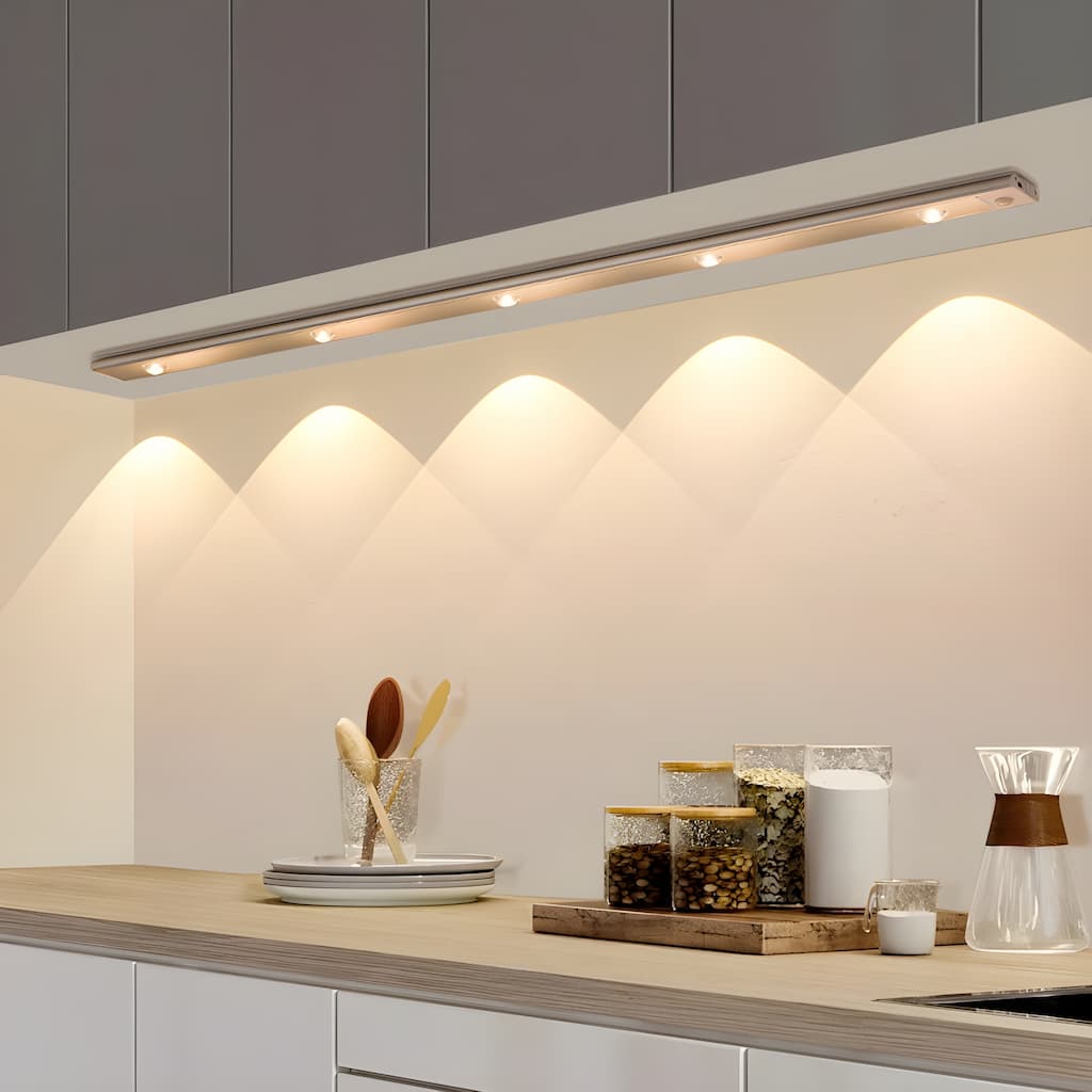 Lampada LED Wireless con Sensore di Movimento – Ricaricabile e Regolabile (3 Colori)