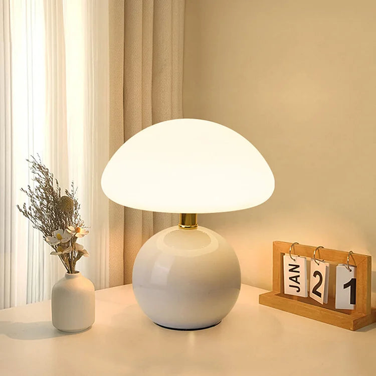 Stile francese e bellezza naturale del fungo nella lampada