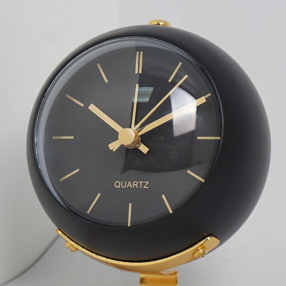 Nelvor | Orologio da Tavolo LED con Allarme in Sei Colori per Scrivania, Comodino e Mensola d'Ingresso