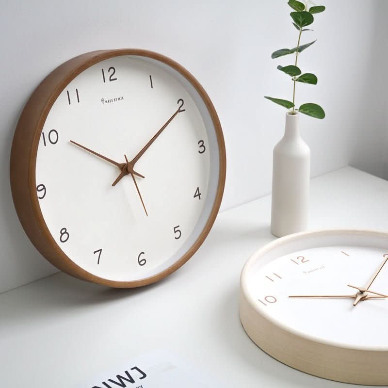 Orologio da parete in legno massello Stille Solid Tre